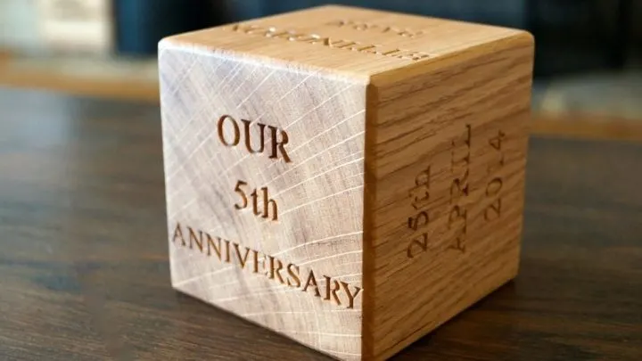 Hölzerne Hochzeit: Die Besten Geschenkideen, Sprüche Und Feiertipps