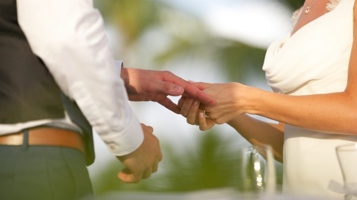 Eheversprechen: Tipps und Beispiele für eure einzigartigen Ehegelübde