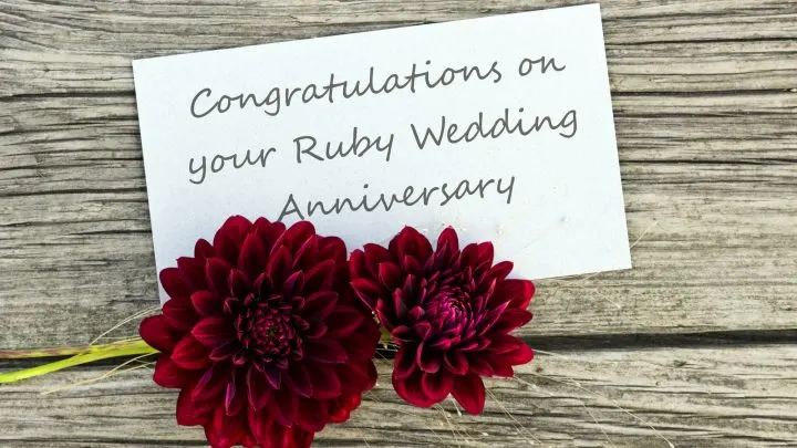 Rubinhochzeit: Die Schönsten Überraschungen, Geschenke Und Sprüche