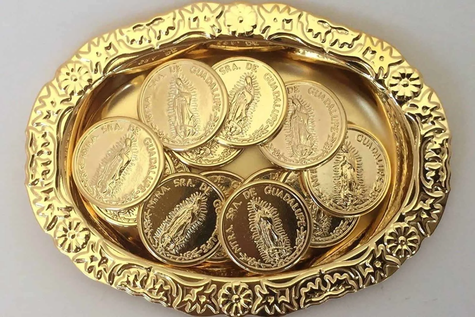 goldene Münzen für die Hochzeit