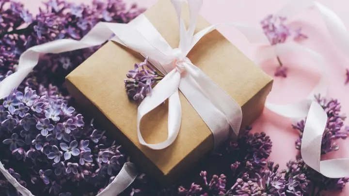 Einzigartig und kreativ – so kannst du dein Hochzeitsgeschenk verpacken