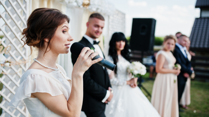 Hochzeitsrede Trauzeugin: In paar Schritten zur unvergesslichen Rede