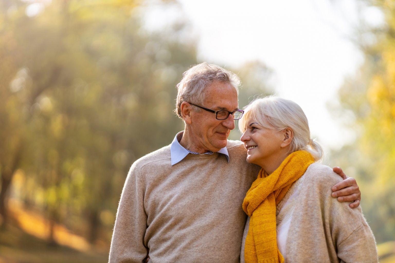 70 Jahre verheiratet Geschenke, Bräuche und Sprüche zur Gnadenhochzeit