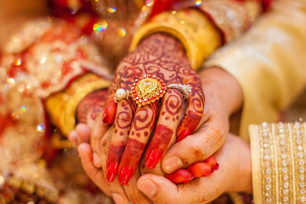 Indische Hochzeit Alles über Hochzeitsbräuche, Rituale, Ablauf und Regeln