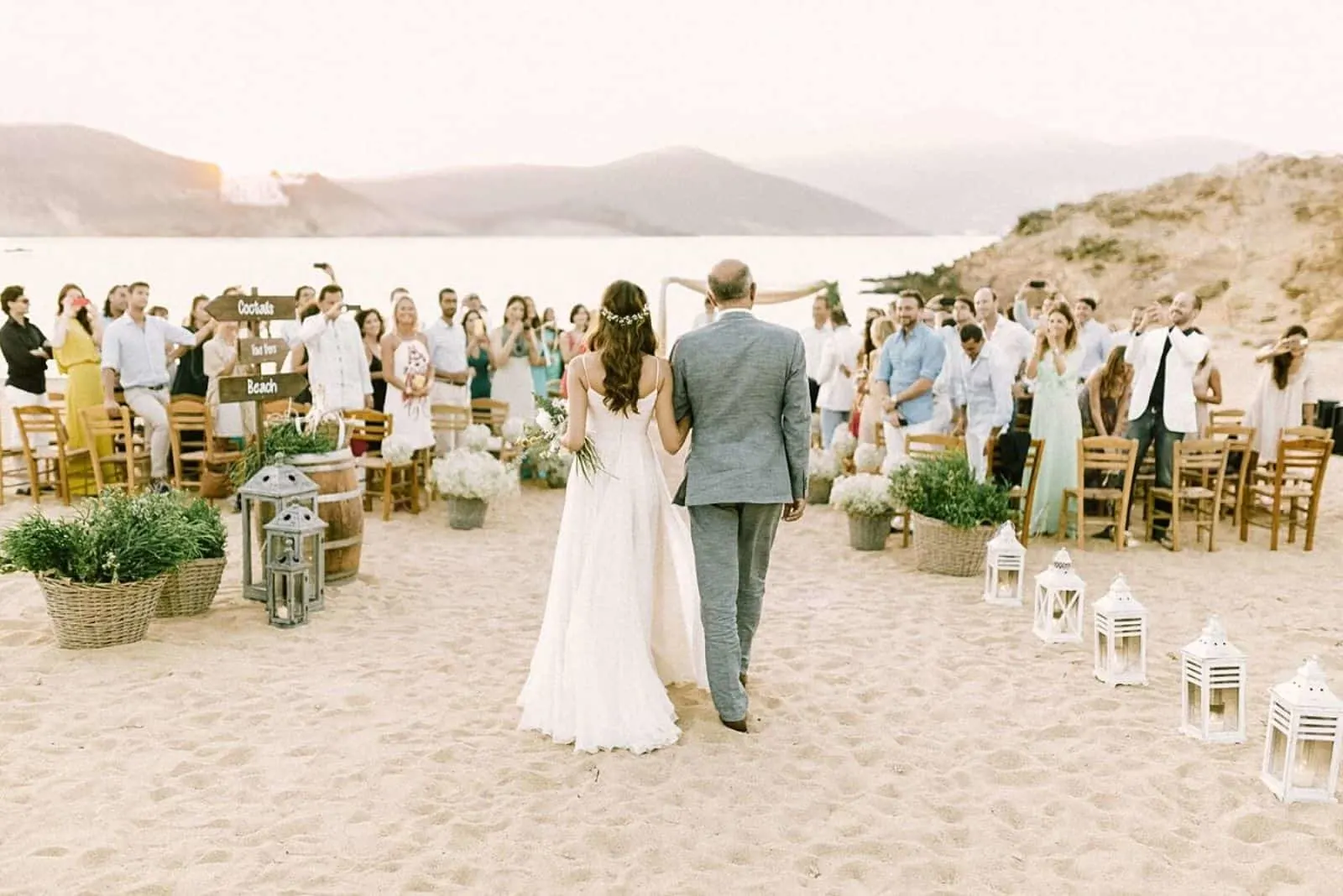 eine schöne Hochzeit an einem Sandstrand