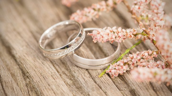 Trauringe online kaufen: Daf&uuml;r sprechen nur Vorteile