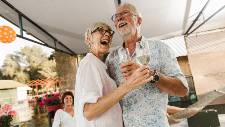 24. Hochzeitstag: Die schönsten Glückwünsche zur Satinhochzeit